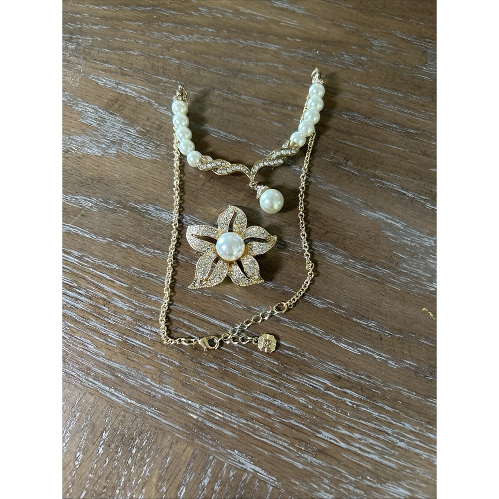 Monet‎ Gold Tone Brooch And Necklace Faux Pearl Rhinestones